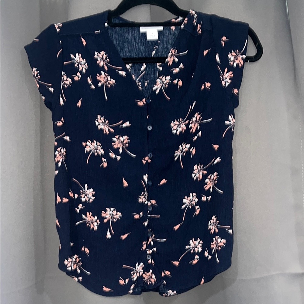 Liz Claiborne Floral Navy Women's Top - Button Detail Lightweight- Size small